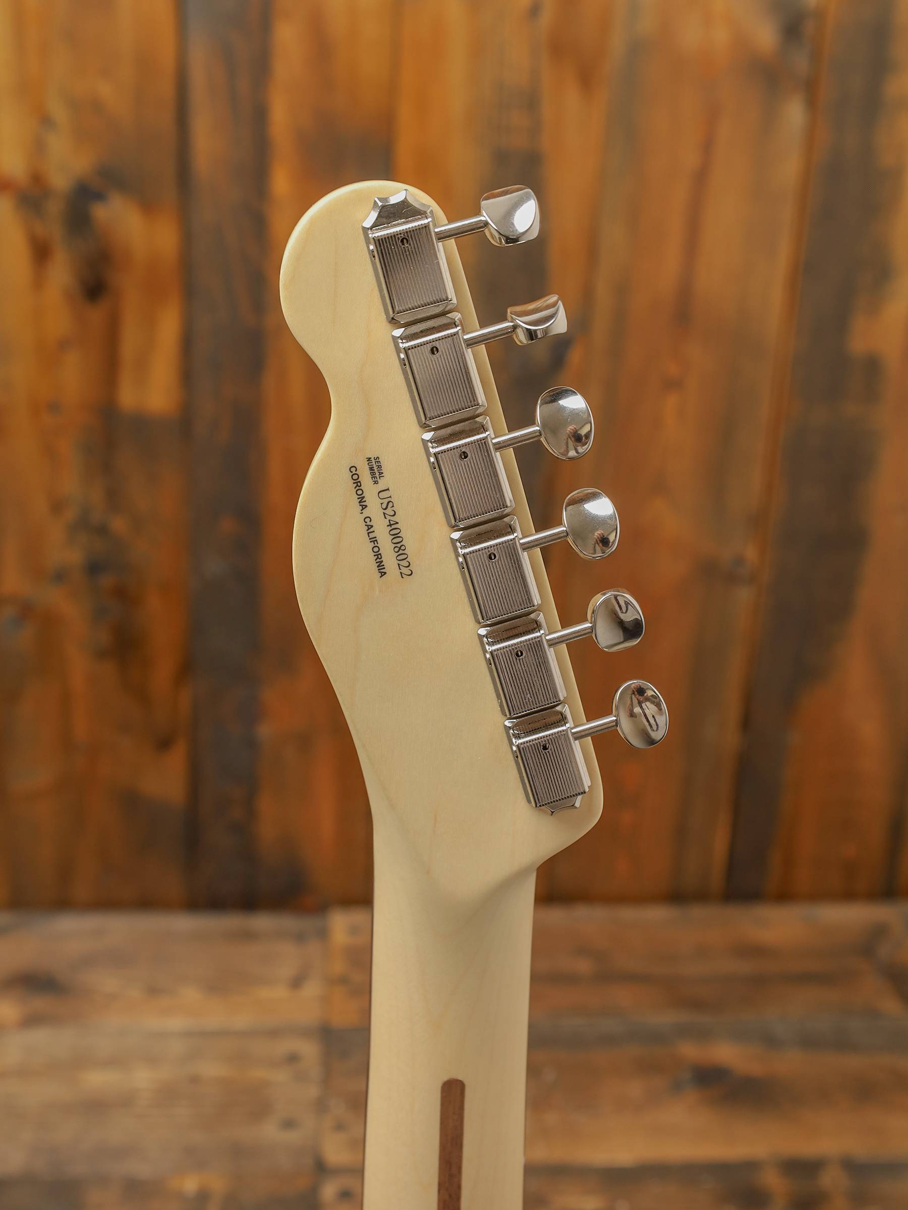 Fender Limited Edition American Performer Pine Telecaster, Rosewood Fingerboard, 2-Color Sunburst - Image 5