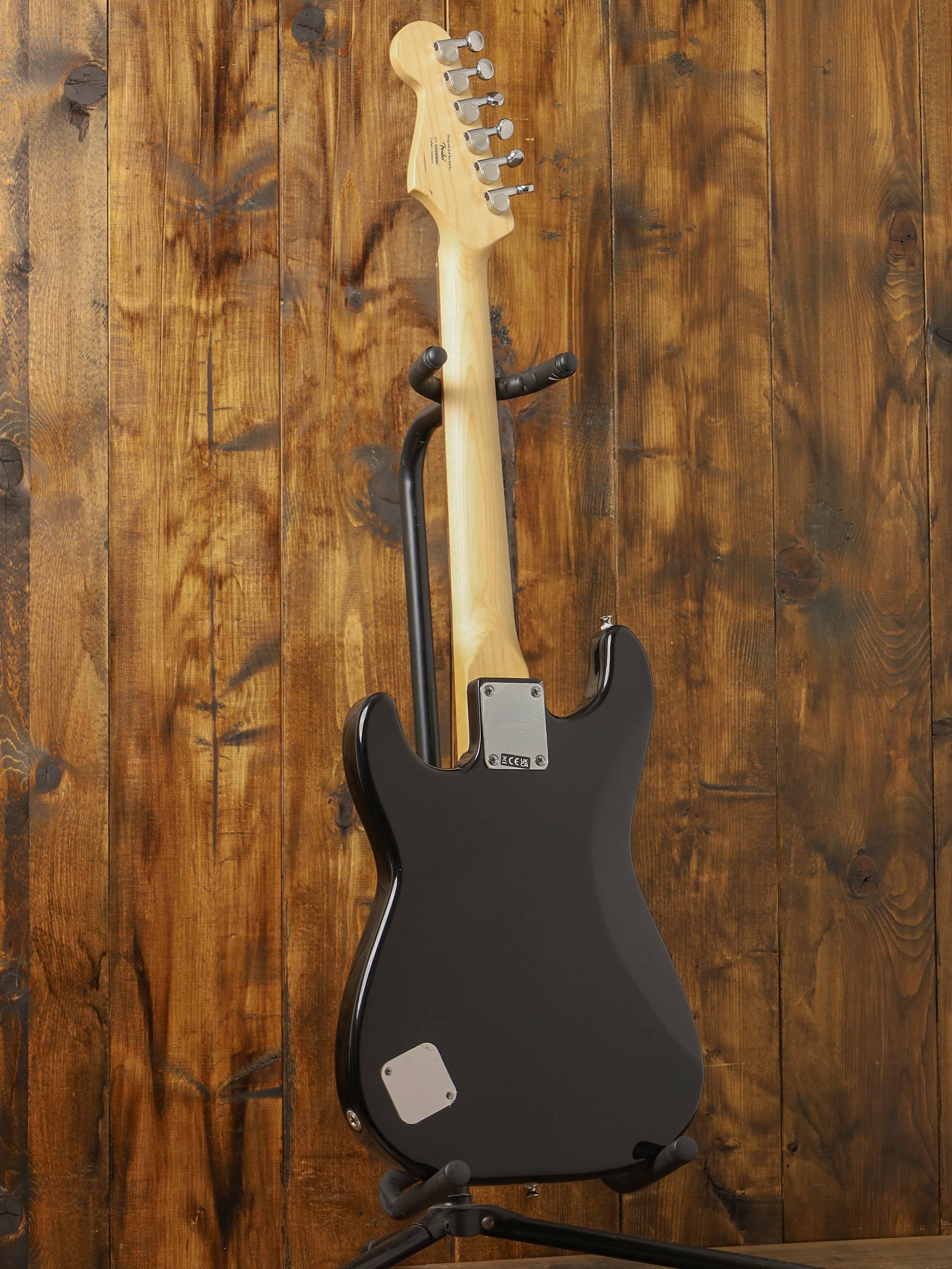 Squier Mini Stratocaster, Laurel Fingerboard, Black - Image 3