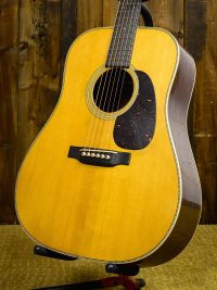 Martin D-28 Authentic 1937 Aged