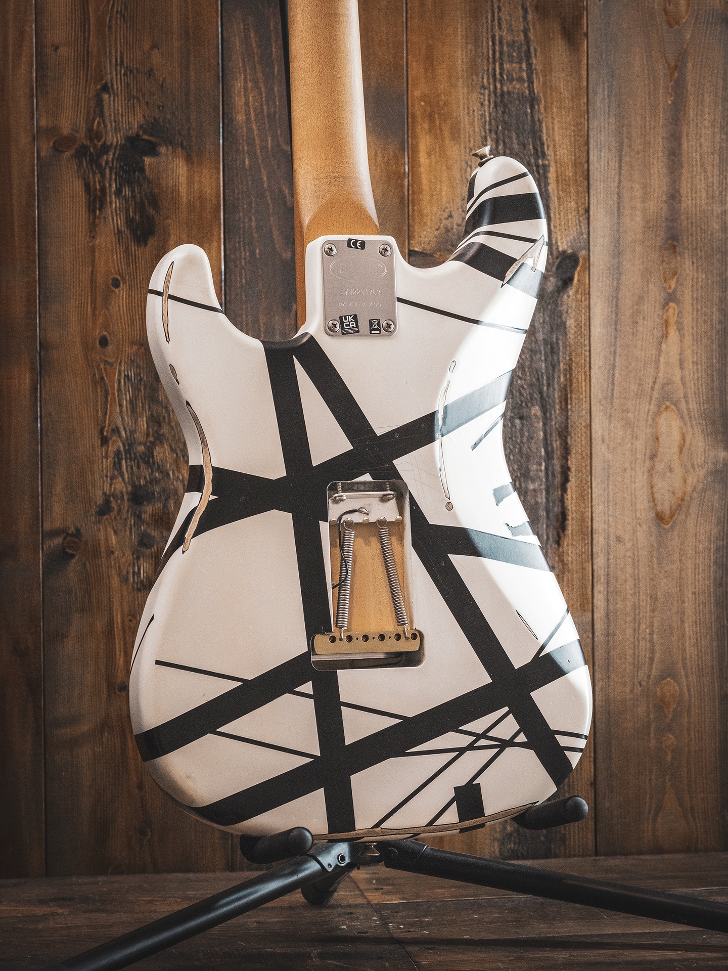 EVH Striped Series '78 Eruption, Maple Fingerboard, White with Black Stripes Relic - Image 7