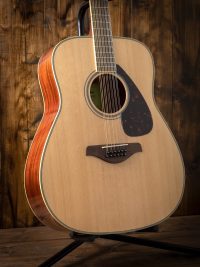 Yamaha FG820-12 String