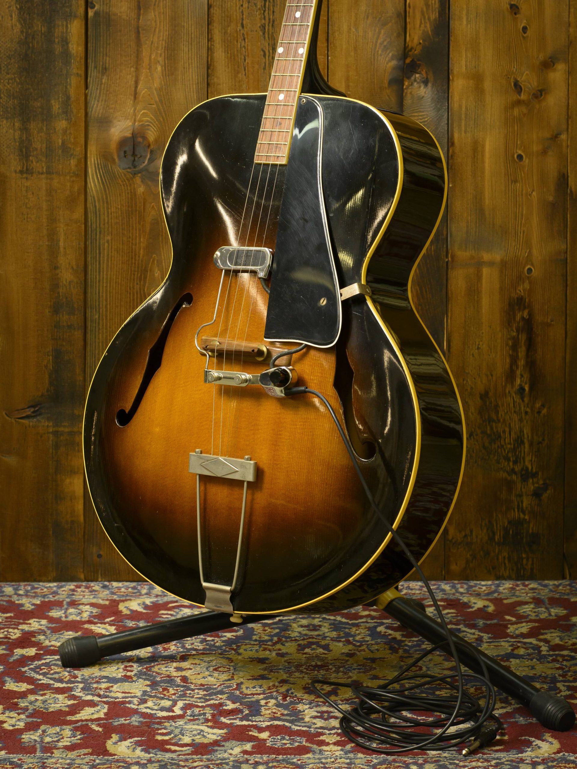 Gibson 1952 TG-50 Tenor Archtop (USED)