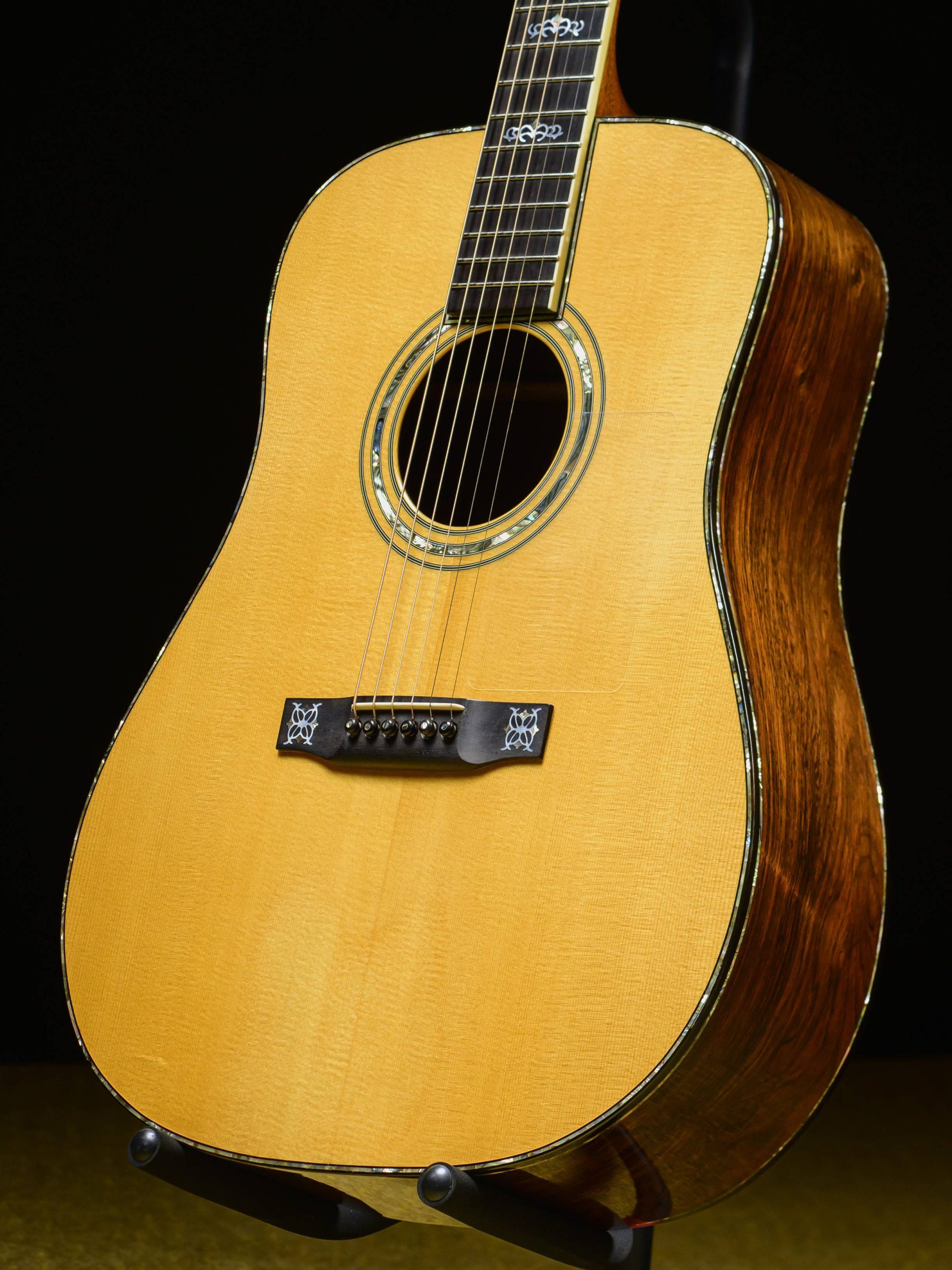 Larivee D-72 Presentation 1-of-1