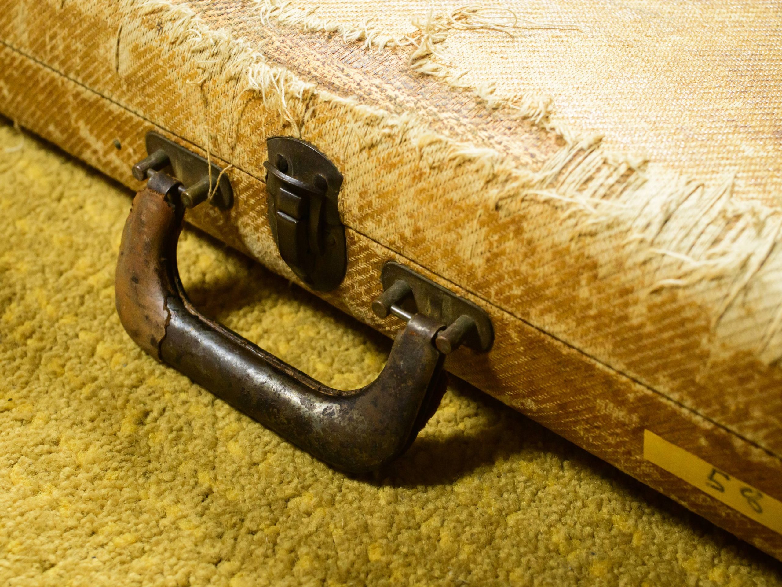 Fender 1958 3 Tone Sunburst Stratocaster - Image 21