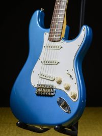 Fender 1965 Lake Placid Blue Stratocaster