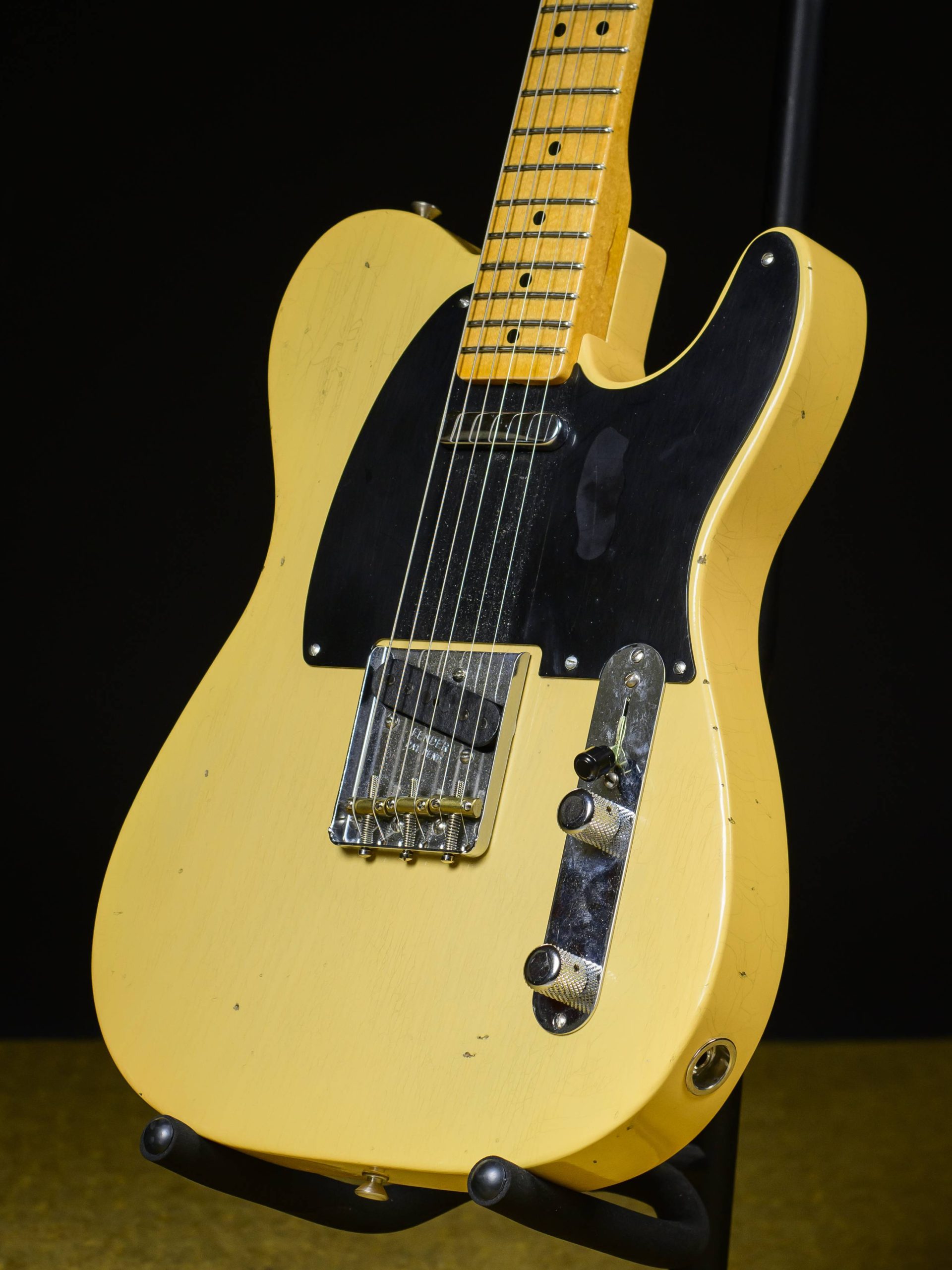 Fender 2017 Custom Shop Canada Black Ash Journeyman Relic Nocaster