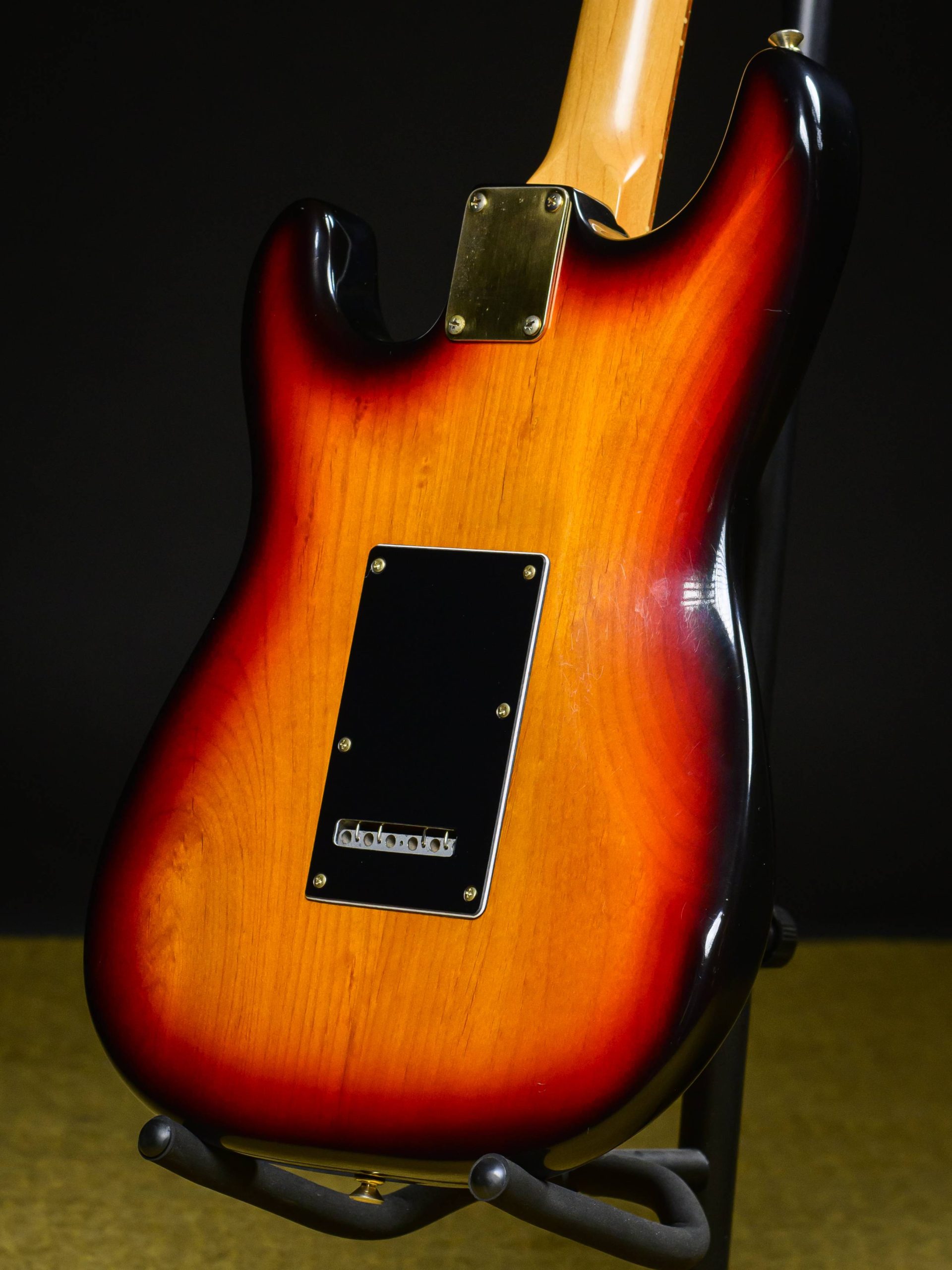 Fender 1992 Stevie Ray Vaughn Stratocaster - Image 2